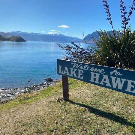 Views On Parry - Lake Hawea Holiday Home Εξωτερικό φωτογραφία