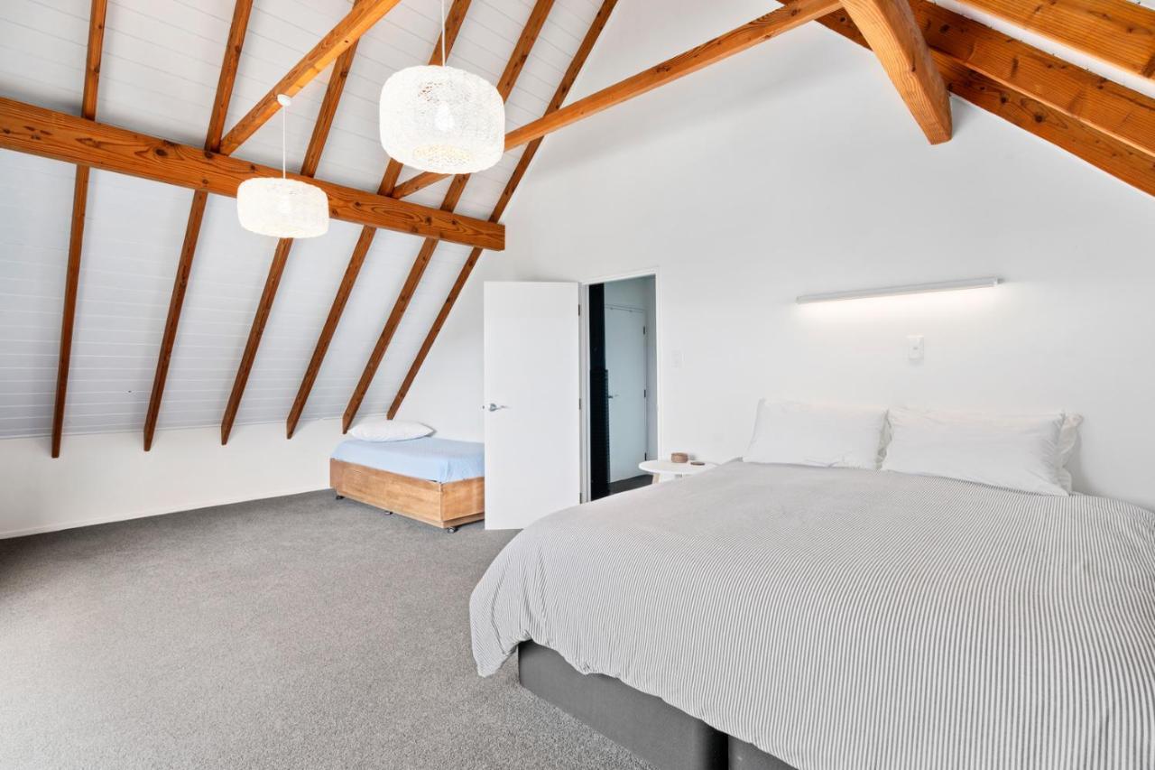Views On Parry - Lake Hawea Holiday Home Εξωτερικό φωτογραφία
